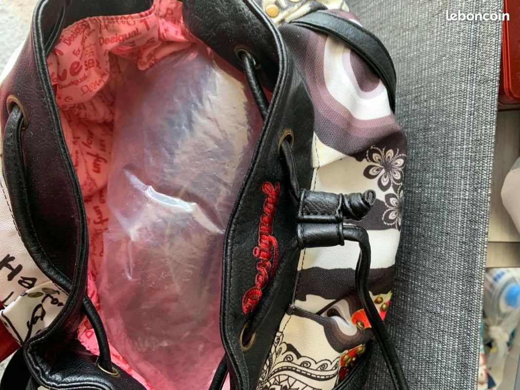 A vendre sac desigual (image 2)