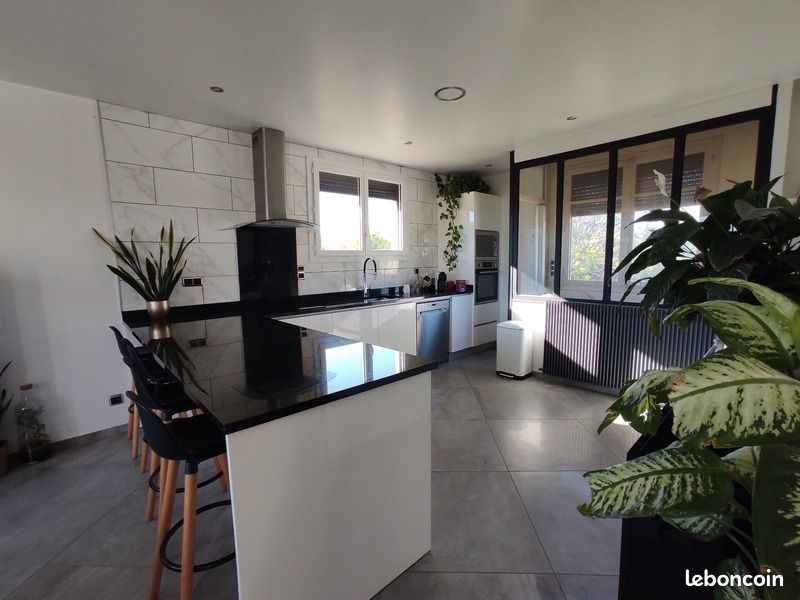 Maison 7 pièces 200 m² - Aire-sur-l'Adour 40800 (image 2)