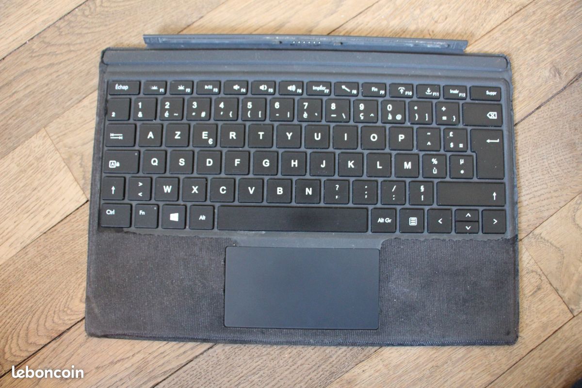 Vends Ordinateur Microsoft Surface (image 3)