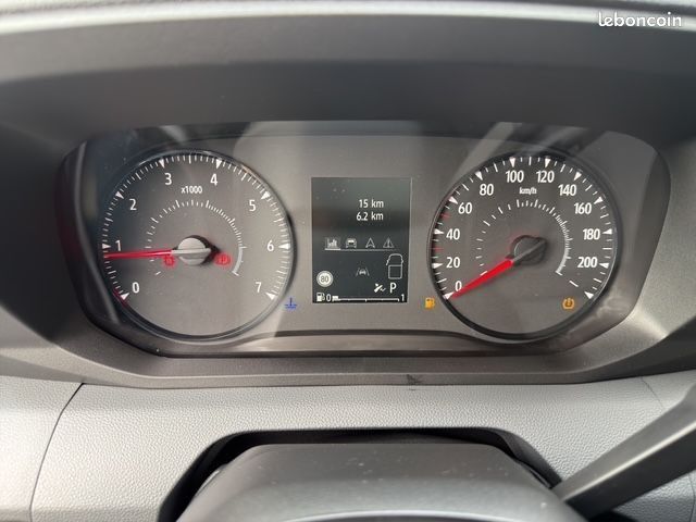 Renault MASTER 31650 HT FG L2H2 3T5 TR extra Blue dCi 170 auto (image 15)
