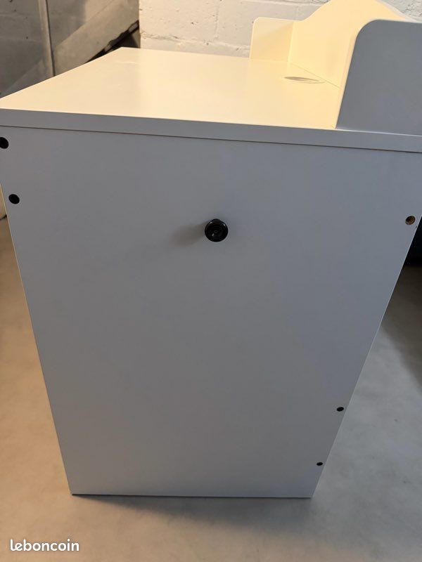 Bureau IKEA (image 3)