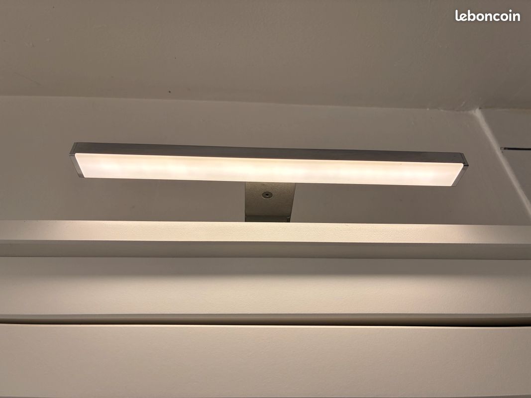 Meuble à miroir 1 porte HEMNES IKEA avec LED incluse (image 6)