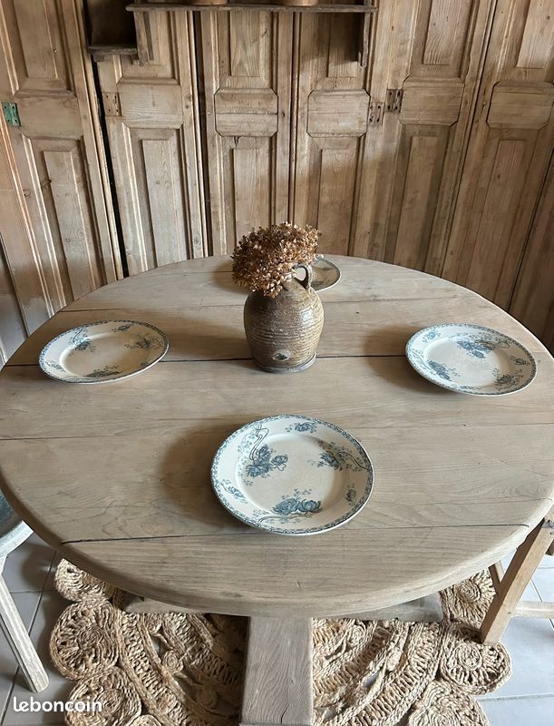 Table Ronde Ancienne En Bois Marron - Intérieur - Diamètre 100cm - Occasion