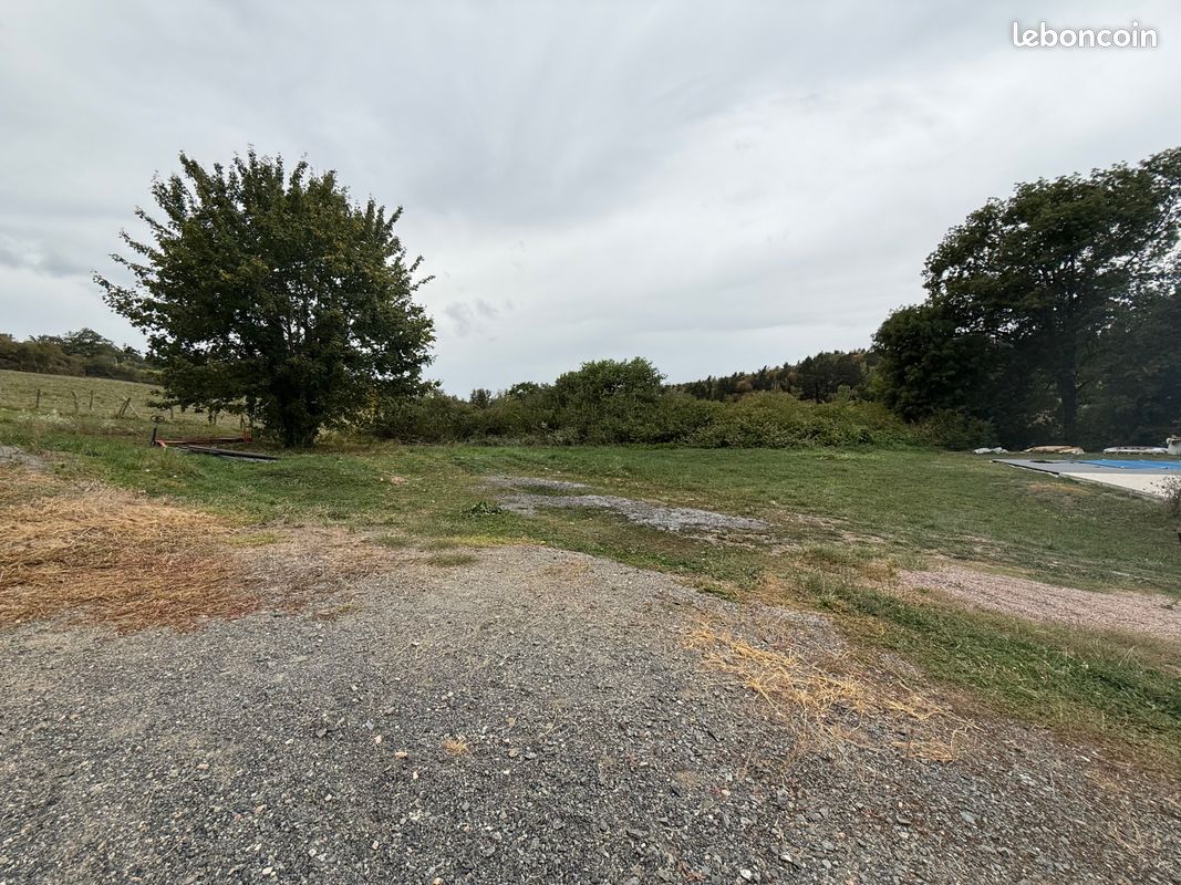 Terrain 995 m² · à Bellerive-sur-Allier · 995 m² · 65 000 €