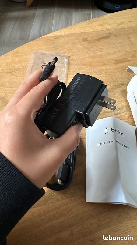 Belkin Hub USB 3.0 à 4 ports avec cable (image 7)