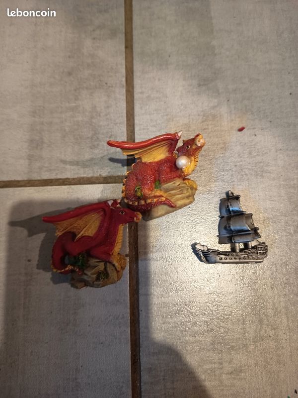 Divers figurines dragon (image 8)