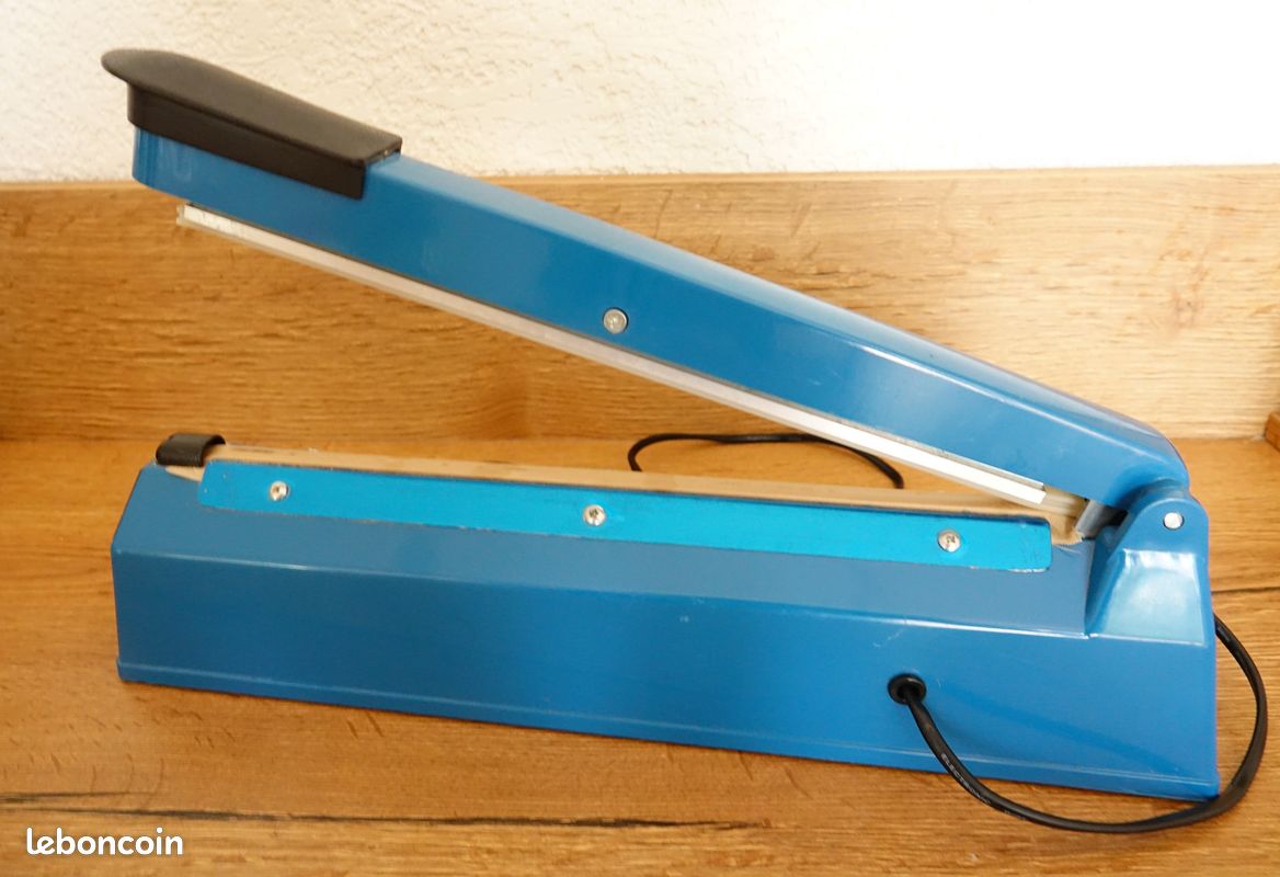 Scelleuse thermique pour emballage de sacs alimentaires et