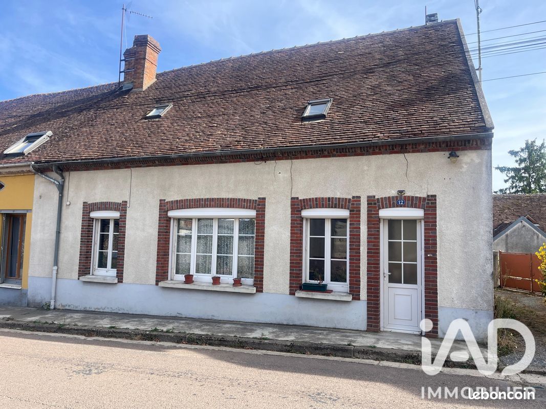 Maison 4 pièces 154 m² · à Égriselles-le-Bocage · 154 m² · 145 000 €