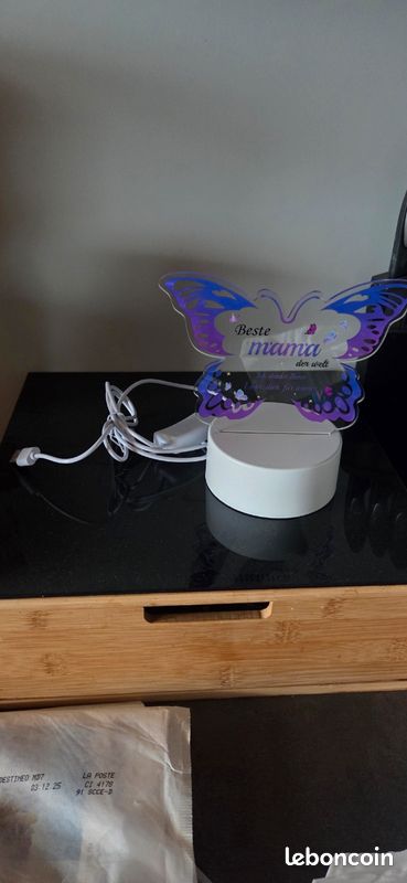 Lampe 3D papillon (image 2)