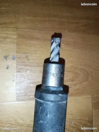 Hilti foret court M8×25 (image 3)