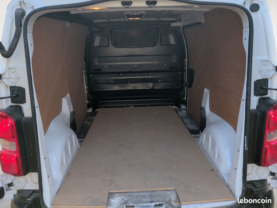 Peugeot expert fourgon gn tole standard bluehdi 120 ss eat8 premium (image 12)