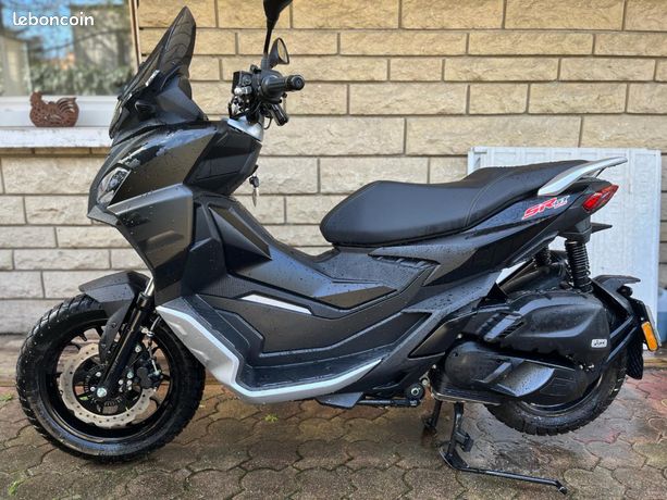 Aprilia SR GT 125 Sport ABS E5