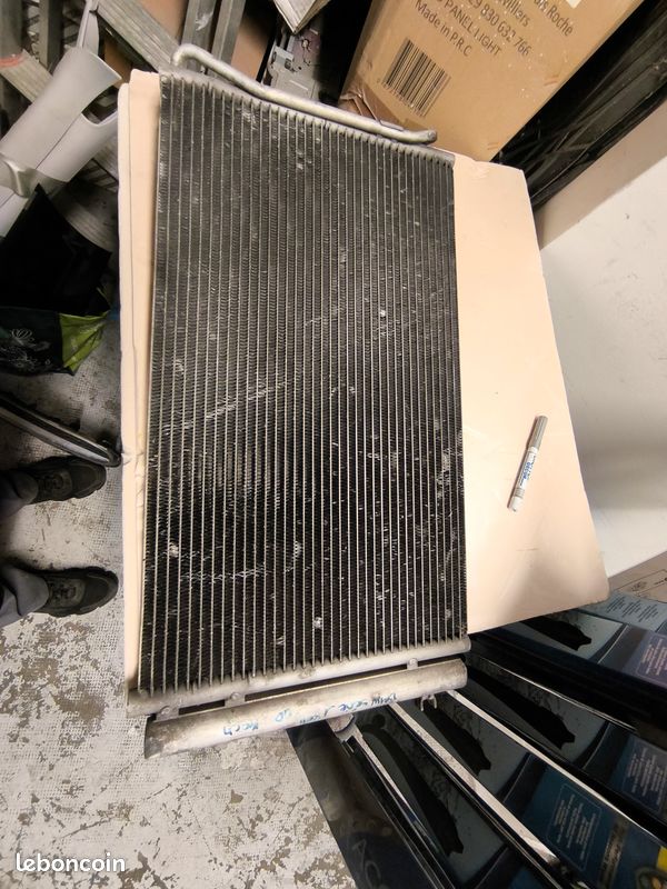 Radiateur climatisation BMW (image 1)