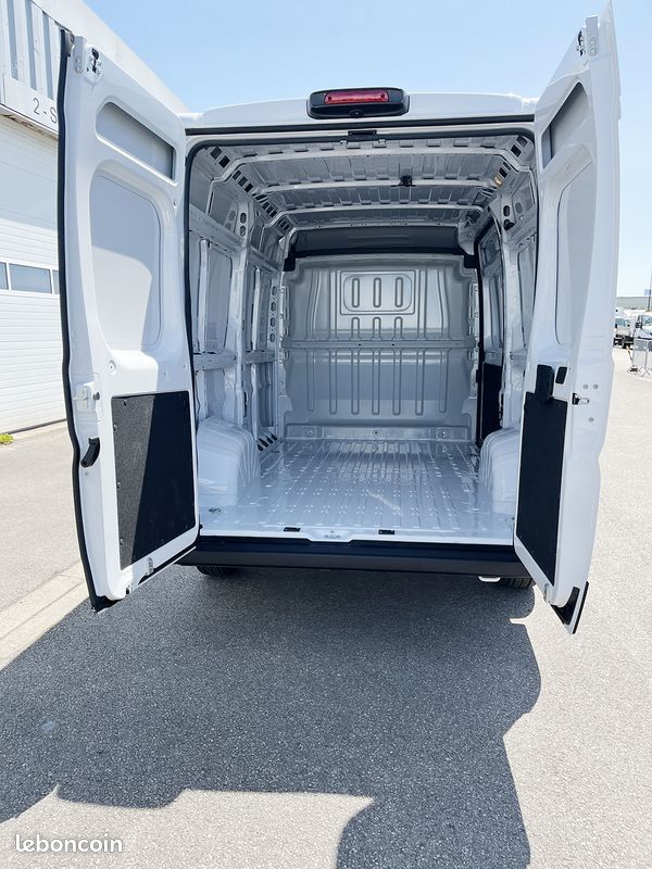 Fiat ducato mh2 premium connect full led / écran 10 pouces (image 3)