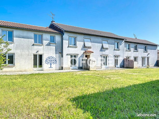 Maison 15 pièces 349 m²