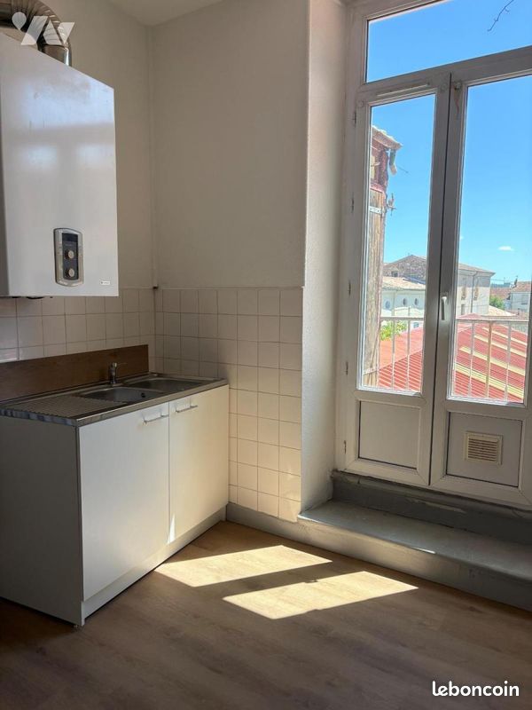 Appartement 3 pièces 104 m² · à Tournon-sur-Rhône · 104 m² · 730 €/mois