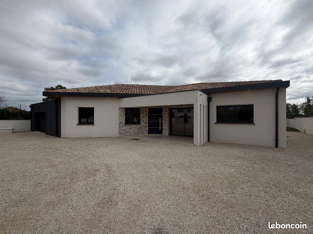 Maison 5 pièces 160 m² · à La Ville-Dieu-du-Temple · 160 m² · 329 000 €