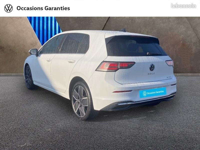 Volkswagen Golf 1.5 eHybrid 204ch Style DSG6 (image 12)