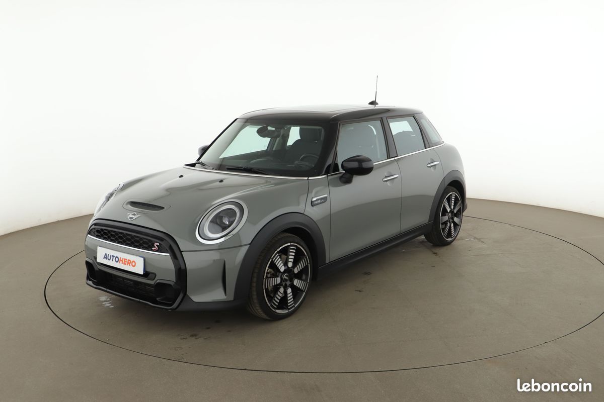 MINI Mini Cooper S Edition Camden BVA7 5P 178 ch (image 1)