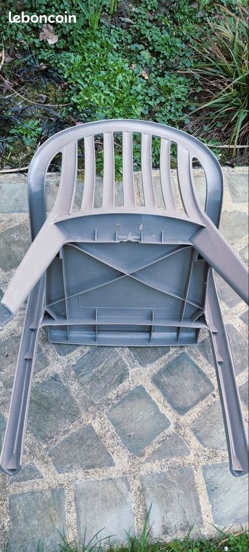 Lot 2 chaises grofillex (image 3)