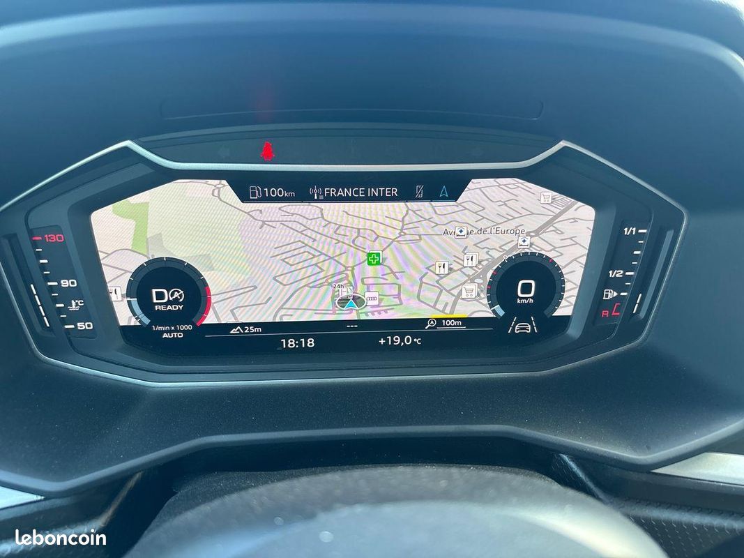 AUDI A1 Sportback 35 TFSI 150 ch S tronic 7 Design Luxe (image 18)