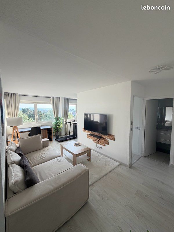 Parking 2 pièces 52 m² · à Annemasse · 52 m² · 1 450 €