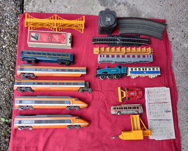 Pantographes Jouef HO Pour TGV - Couleur Orange - Bon état - Pour Modélisme Ferroviaire - Référence 92