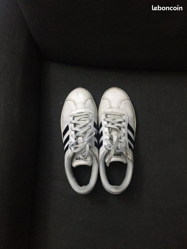 Chaussures adidas (image 1)