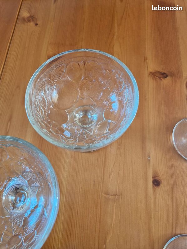 Lot de 5 Coupes à Glaces en très bon état (image 4)