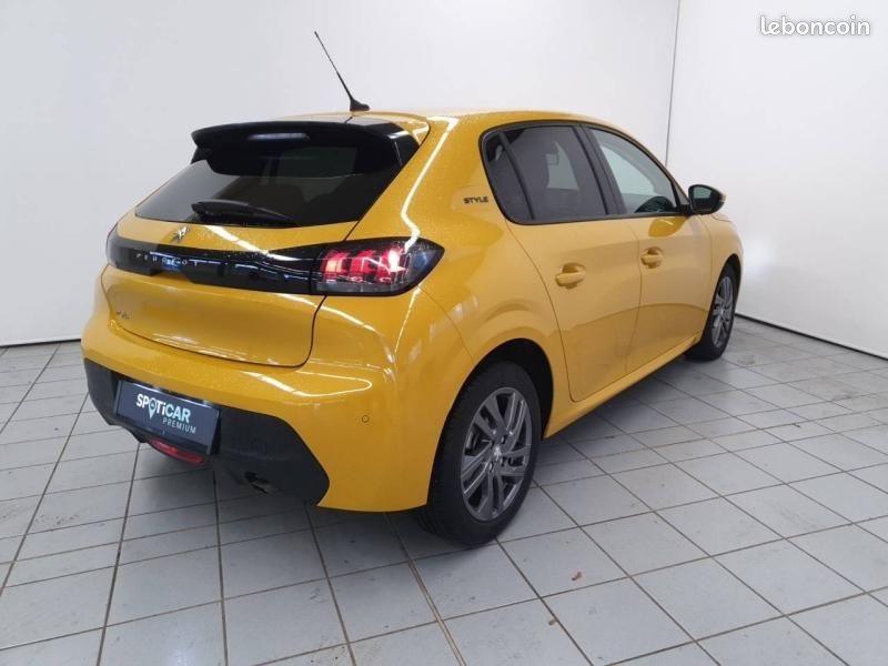 Peugeot 208 1.2 PureTech 100ch S&S Style 118g (image 5)