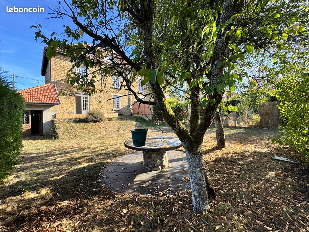 Maison 5 pièces 155 m² · à Charleville-Mézières · 155 m² · 179 000 €