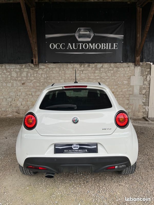 ALFA ROMEO Mito 0.9 Twinair 105ch Imola / 1ère main / Moteur à chaîne / Clim auto / Régul/ Bluetooth (image 4)