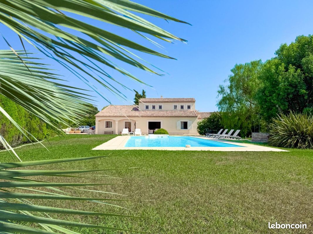 Maison 6 pièces 200 m² · à Antibes · 200 m² · 1 895 000 €