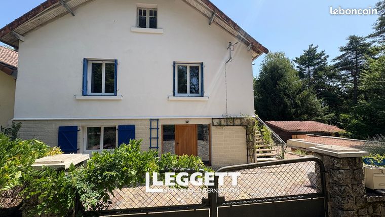 Maison 9 pièces 135 m²