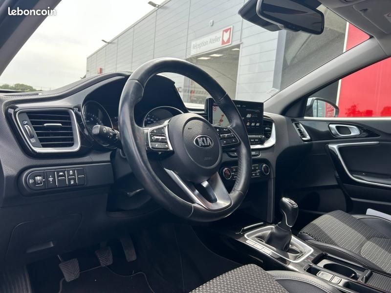Kia XCeed 1.0 T-GDI 120ch Active (image 17)