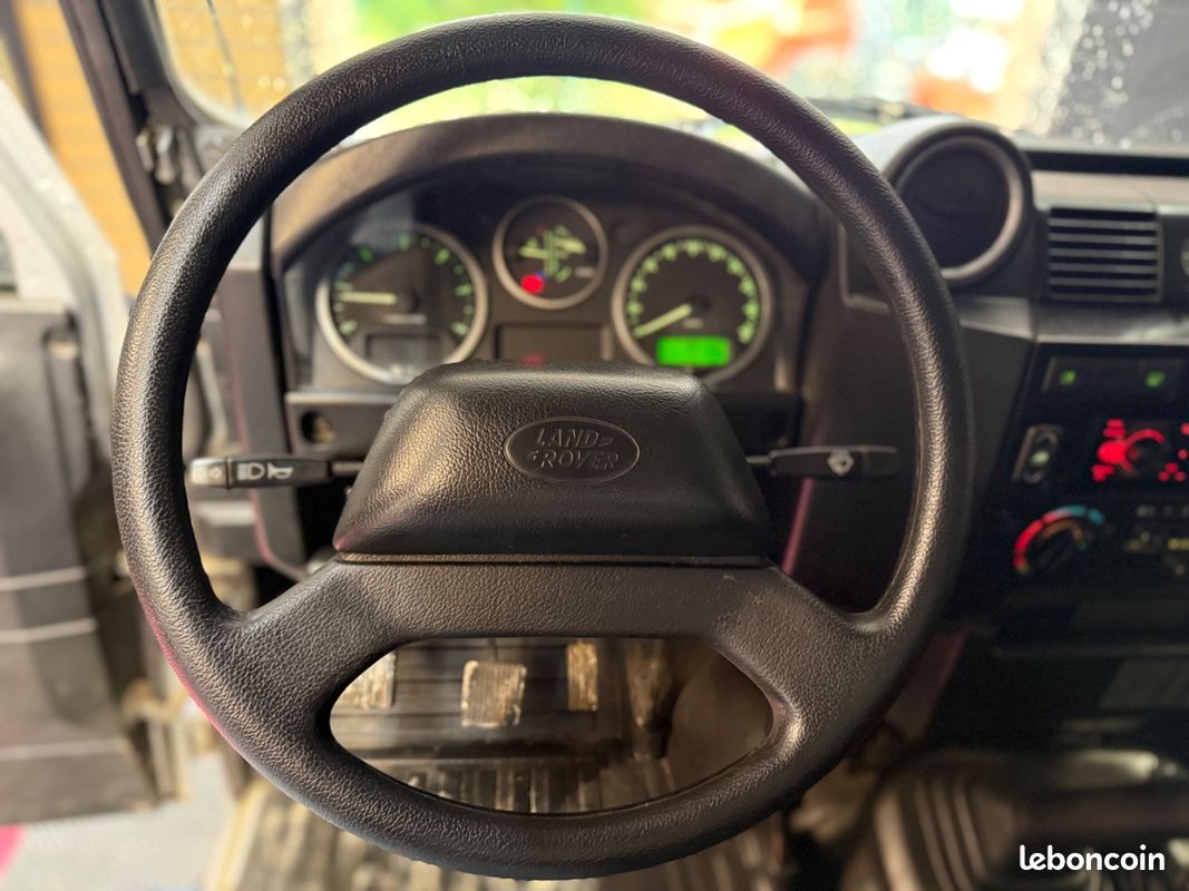 LAND ROVER DEFENDER 90 II STATION WAGON Defender 90 S Historique Complet / Entretien Complet (image 26)