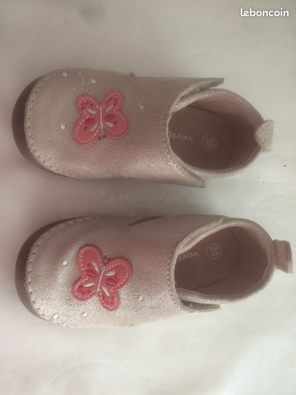 Chaussure bébé fille pointure 20 (image 1)