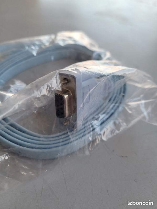 Câble vga vers ethernet/ neuf jamais utilisé sous blister (image 3)