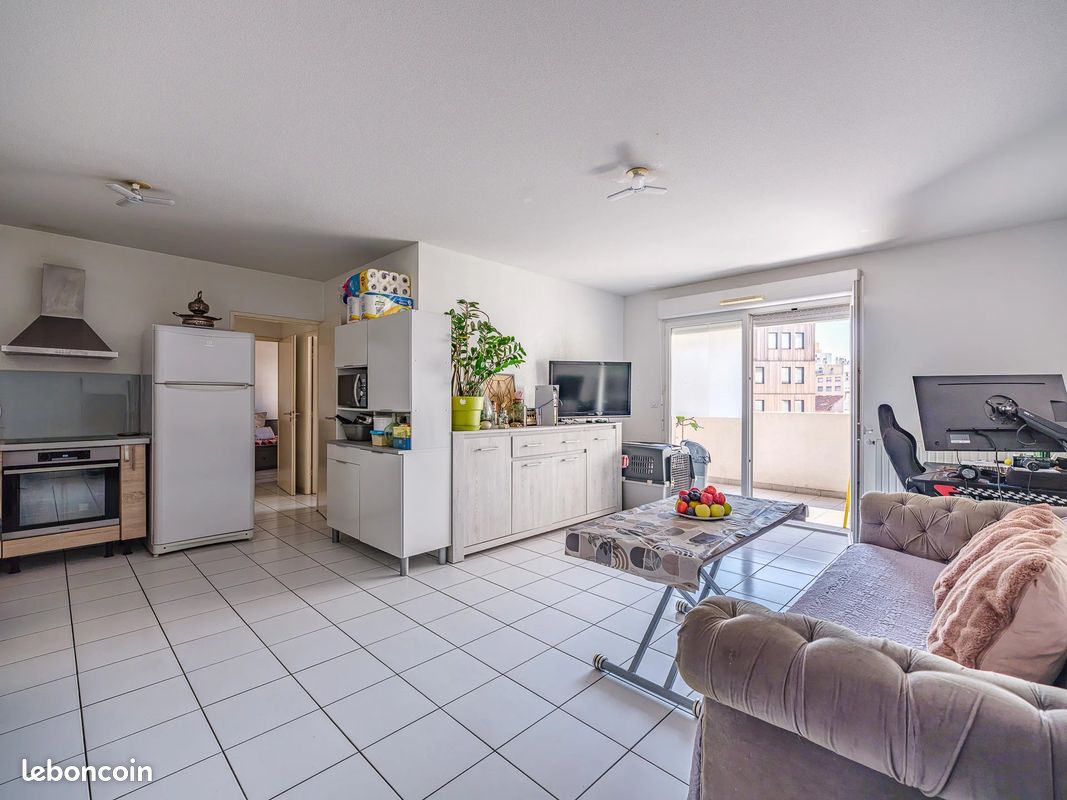 Appartement 3 pièces 57 m² · à Marseille · 57 m² · 154 000 €