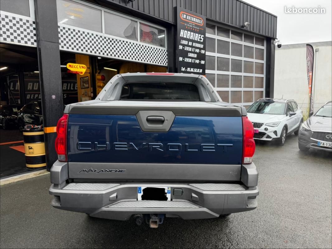 Chevrolet Avalanche V8 5.3 4x4 vortec (image 6)