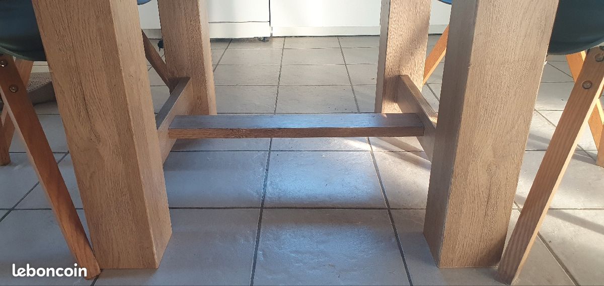 Table cuisine / salle à manger (image 2)
