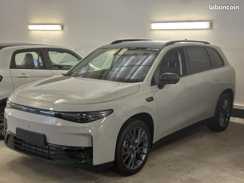 Leapmotor C10 REEV 215ch 28,4 kWh Design MY25 (image 1)