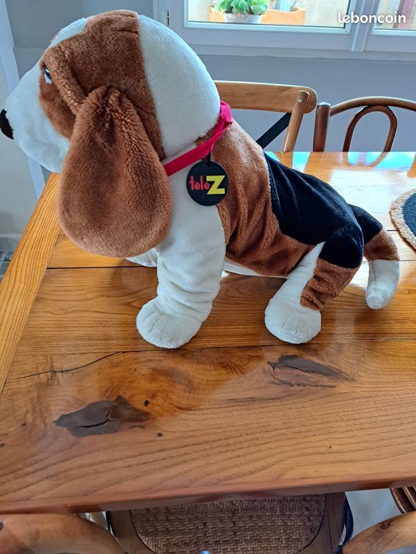TLZ chien en peluche (image 1)
