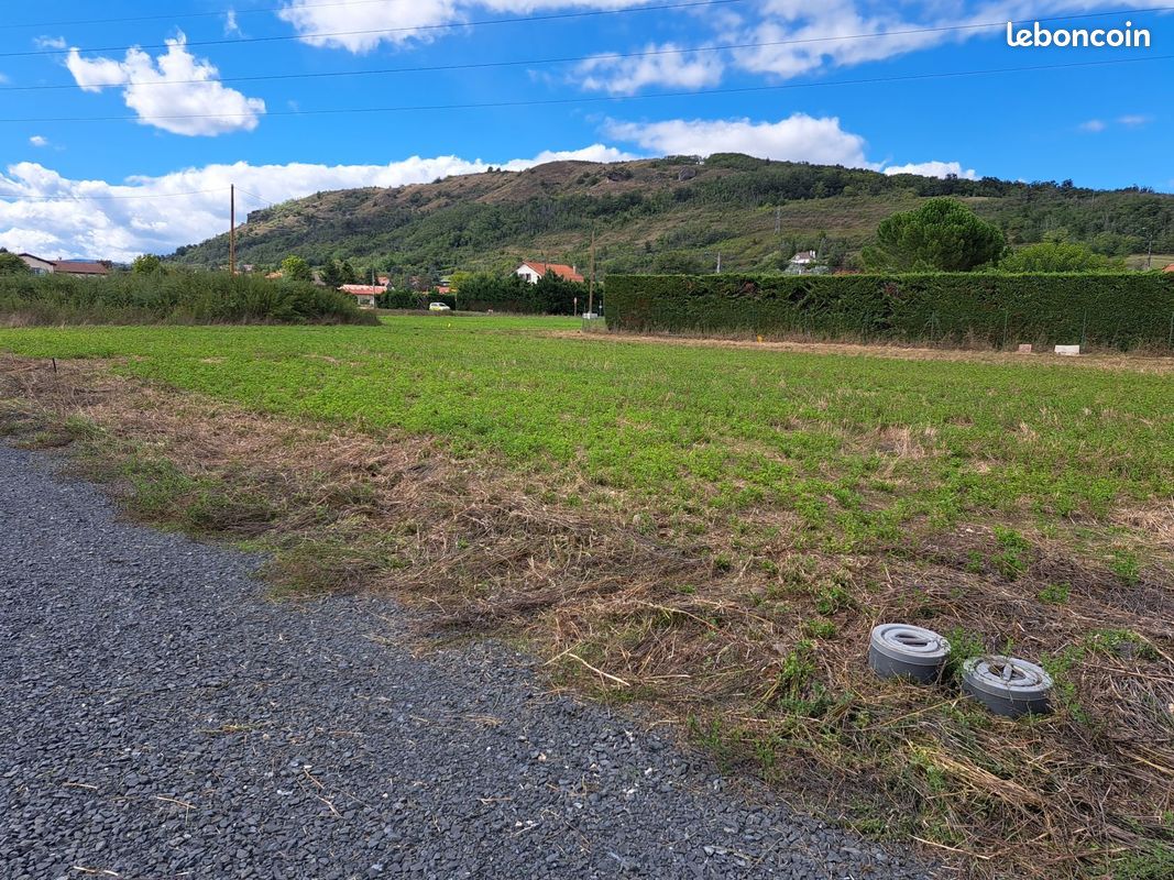Terrain 580 m² · à Issoire · 580 m² · 72 000 €