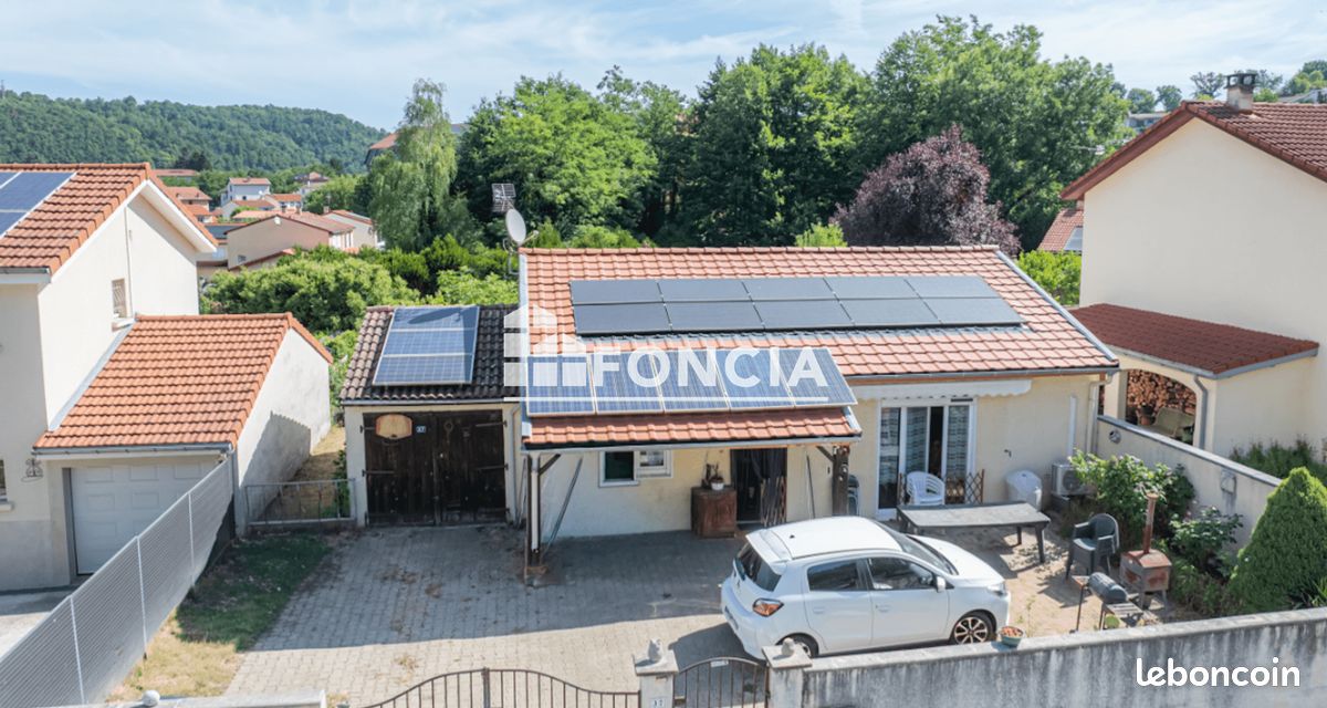 Maison 4 pièces 76 m² · à Le Chambon-Feugerolles · 76 m² · 179 000 €