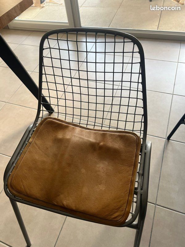 Chaise (image 1)