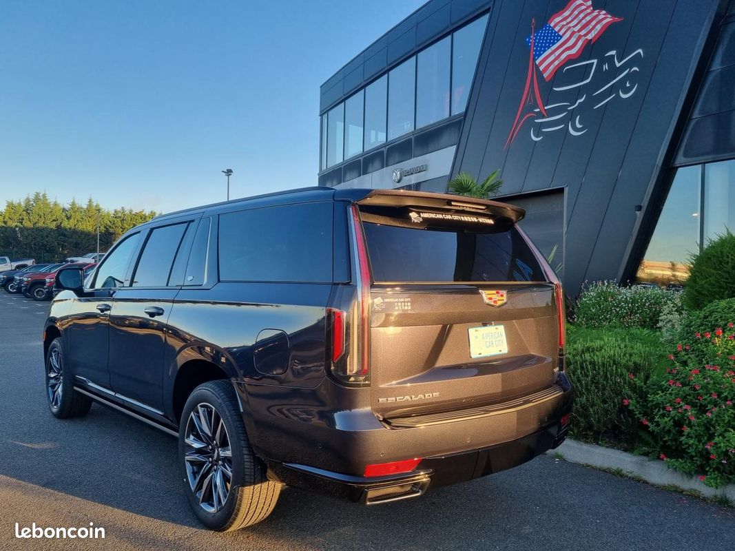 CADILLAC ESCALADE ESV Sport Platinum V8 6.2L (image 3)