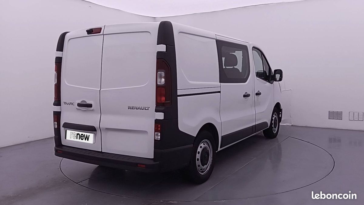 Renault trafic ca l1h1 3000 kg blue dci 130 grand (image 2)
