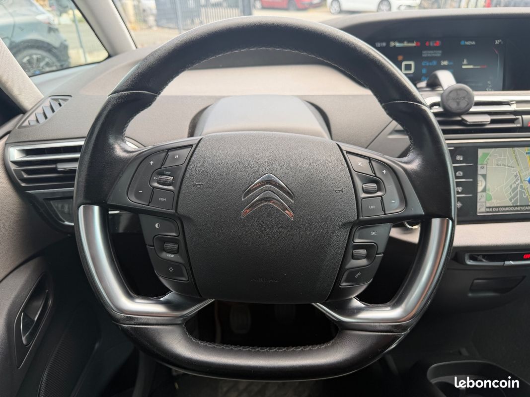 CITROEN C4 PICASSO 1.2 / 130cv / Intensive / SUIVI COMPLET / TOUT A JOUR (image 13)