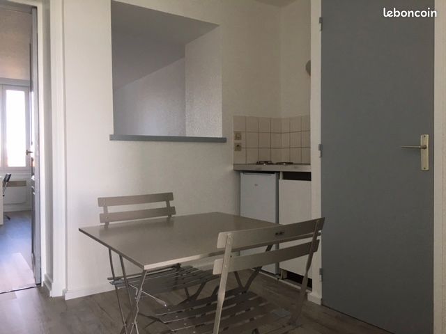 Appartement a louer roanne - 1 pièce(s) - 29 m2 - Surfyn